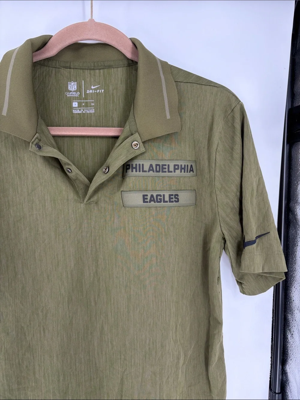 Nike Dri-Fit Philadelphia Eagles Army Green Polo Shirt Salute to Service Sz S